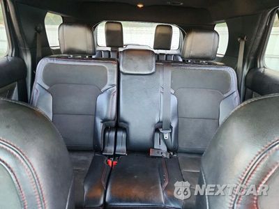 Zdjęcie 10 z 13 samochodu: 2019 FORD EXPLORER XLT VIN:1FM5K7D88KGB34480 - miniatura