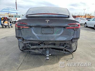 Zdjęcie 6 z 13 samochodu: 2022 TESLA MODEL X VIN:7SAXCDE51NF351237 - miniatura