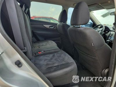 Zdjęcie 10 z 13 samochodu: 2015 NISSAN ROGUE SV VIN:KNMAT2MT5FP510453 - miniatura