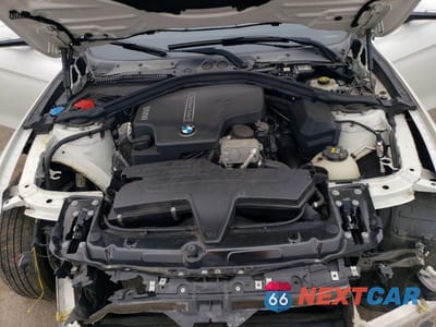 Zdjęcie 11 z 13 samochodu: 2017 BMW 320 XI VIN:WBA8E5G58HNU22371 - miniatura