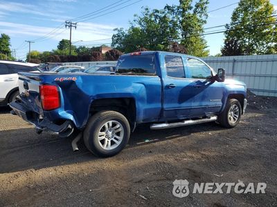 Trzecie zdjęcie samochodu z tyłu: 2017 CHEVROLET SILVERADO K1500 LT VIN:1GCVKREC2HZ235420 - miniatura