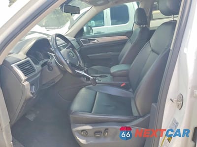 Zdjęcie 7 z 13 samochodu: 2018 VOLKSWAGEN ATLAS SE VIN:1V2CR2CA0JC521771 - miniatura