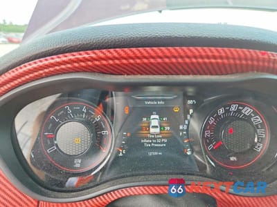 Zdjęcie 9 z 13 samochodu: 2019 DODGE CHALLENGER SXT VIN:2C3CDZAG3KH566707 - miniatura