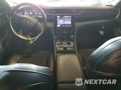 Zdjęcie 8 z 14 samochodu: 2024 JEEP GRAND CHEROKEE L LAREDO VIN:1C4RJKAG1R8503286 - miniatura