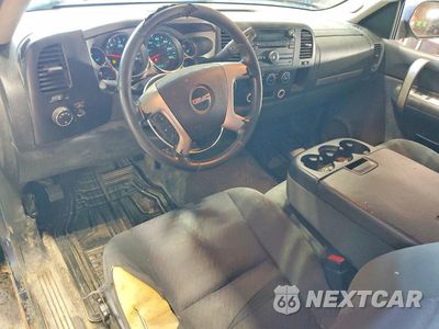 Zdjęcie 8 z 12 samochodu: 2009 GMC SIERRA K3500 SLE VIN:1GTHK84K29F126930 - miniatura
