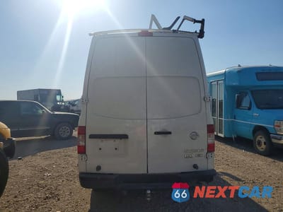 Zdjęcie 6 z 12 samochodu: 2016 NISSAN NV2500 DELIVERY VAN VIN:1N6AF0LY0GN816267 - miniatura