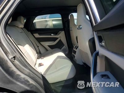 Zdjęcie 11 z 13 samochodu: 2024 JAGUAR F-PACE R-DYNAMIC S VIN:SADCT2EX2RA733037 - miniatura