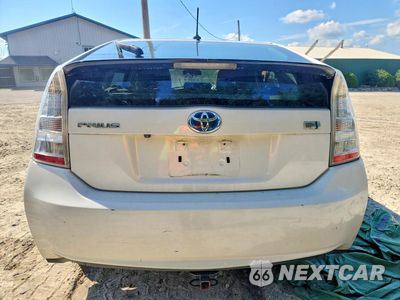 Zdjęcie 6 z 12 samochodu: 2011 TOYOTA PRIUS THREE VIN:JTDKN3DU9B0326844 - miniatura