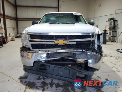 Piąte zdjęcie samochodu w środku: 2013 CHEVROLET SILVERADO K2500 HEAVY DUTY VIN:1GC1KVCG1DF144180 - miniatura