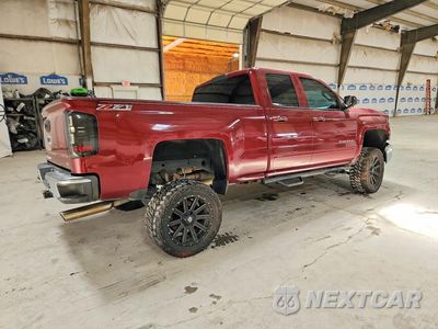 Trzecie zdjęcie samochodu z tyłu: 2015 CHEVROLET SILVERADO K1500 LT VIN:1GCVKRECXFZ330367 - miniatura