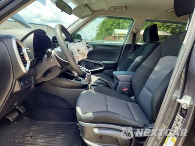 Zdjęcie 7 z 12 samochodu: 2021 KIA SOUL LX VIN:KNDJ23AU5M7779023 - miniatura