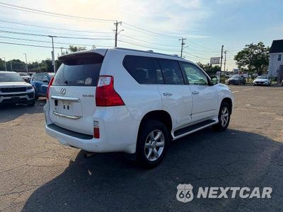 Czwarte zdjęcie samochodu z boku: 2013 LEXUS GX 460 VIN:JTJBM7FX9D5058723 - miniatura