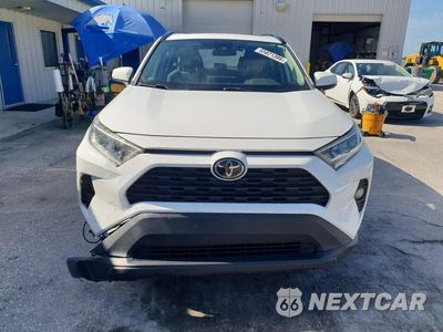 Piąte zdjęcie samochodu w środku: 2021 TOYOTA RAV4 XLE VIN:2T3W1RFV8MC155266 - miniatura