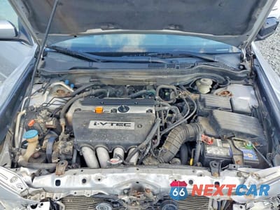 Zdjęcie 11 z 12 samochodu: 2004 HONDA ACCORD EX VIN:1HGCM56874A103221 - miniatura