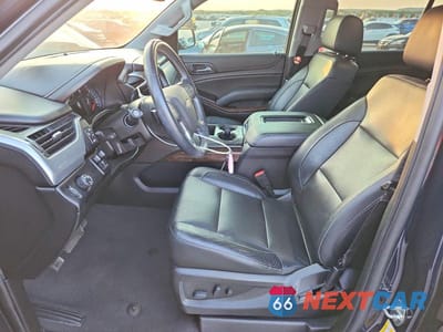 Zdjęcie 7 z 13 samochodu: 2020 CHEVROLET SUBURBAN C1500 LT VIN:1GNSCHKC6LR142317 - miniatura