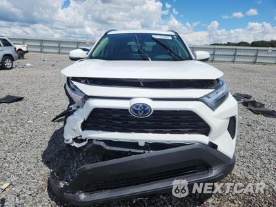 Piąte zdjęcie samochodu w środku: 2024 TOYOTA RAV4 HYBRID XLE VIN:JTMRWRFV9RD260335 - miniatura