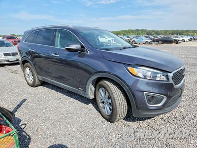 Czwarte zdjęcie samochodu z boku: 2016 KIA SORENTO LX VIN:5XYPGDA31GG146292 - miniatura