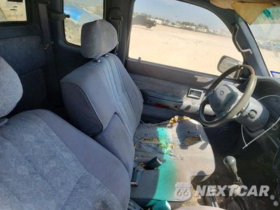Zdjęcie 10 z 12 samochodu: 2000 TOYOTA TACOMA V6 VIN:4TAWN72N1YZ630058 - miniatura