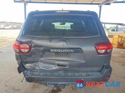 Zdjęcie 6 z 12 samochodu: 2018 TOYOTA SEQUOIA TRD SPORT VIN:5TDBY5G11JS158651 - miniatura