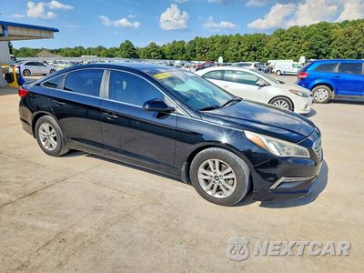 Czwarte zdjęcie samochodu z boku: 2015 HYUNDAI SONATA SE VIN:5NPE24AF6FH213668 - miniatura