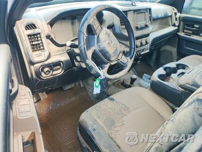 Zdjęcie 8 z 12 samochodu: 2023 RAM 2500 TRADESMAN VIN:3C6UR5HJ4PG565690 - miniatura
