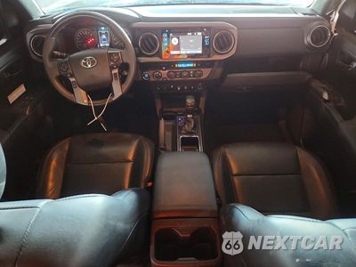 Zdjęcie 8 z 12 samochodu: 2019 TOYOTA TACOMA TRD PRO VIN:5TFCZ5AN7KX194434 - miniatura