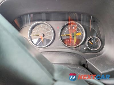Zdjęcie 9 z 12 samochodu: 2014 JEEP COMPASS LATITUDE VIN:1C4NJDEB2ED626296 - miniatura