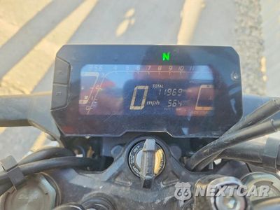Zdjęcie 7 z 9 samochodu: 2019 HONDA CBF300 N VIN:MLHNC5507K5001376 - miniatura