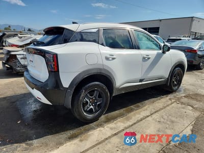 Trzecie zdjęcie samochodu z tyłu: 2026 NISSAN KICKS SV VIN:3N8AP6CE4TL337888 - miniatura