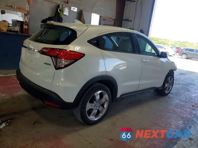 Trzecie zdjęcie samochodu z tyłu: 2020 HONDA HR-V LX VIN:3CZRU6H37LM716385 - miniatura