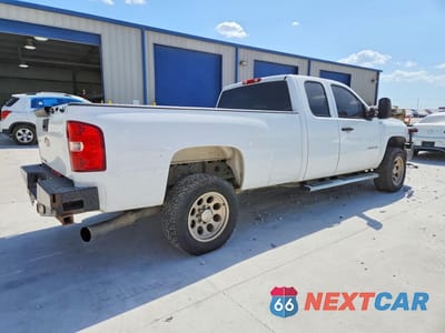 Trzecie zdjęcie samochodu z tyłu: 2009 CHEVROLET SILVERADO K2500 HEAVY DUTY VIN:1GCHK49699E163015 - miniatura