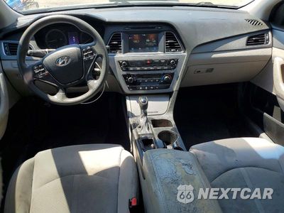 Zdjęcie 8 z 12 samochodu: 2016 HYUNDAI SONATA SE VIN:5NPE24AF2GH362838 - miniatura