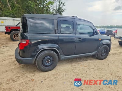 Trzecie zdjęcie samochodu z tyłu: 2011 HONDA ELEMENT VIN:5J6YH2H34BL000200 - miniatura