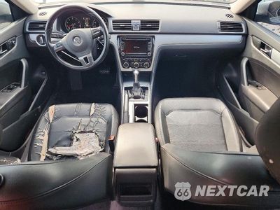 Zdjęcie 8 z 12 samochodu: 2012 VOLKSWAGEN PASSAT SE VIN:1VWBP7A36CC034384 - miniatura