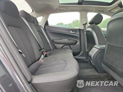 Zdjęcie 10 z 12 samochodu: 2019 KIA OPTIMA LX VIN:5XXGT4L32KG329688 - miniatura