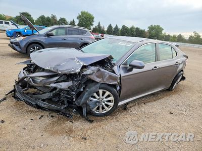 2020 TOYOTA CAMRY LE 4T1C11AK0LU938346 - główne zdjęcie licytacji z USA - miniatura