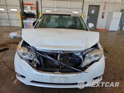 Piąte zdjęcie samochodu w środku: 2011 TOYOTA AVALON LIMITED VIN:4T1BK3DB3BU433450 - miniatura