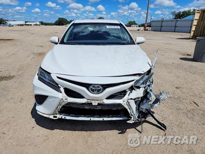 Piąte zdjęcie samochodu w środku: 2018 TOYOTA CAMRY VIN:JTNB11HK3J3009322 - miniatura