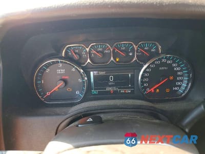 Zdjęcie 9 z 14 samochodu: 2016 CHEVROLET SUBURBAN K1500 LT VIN:1GNSKHKC6GR185578 - miniatura