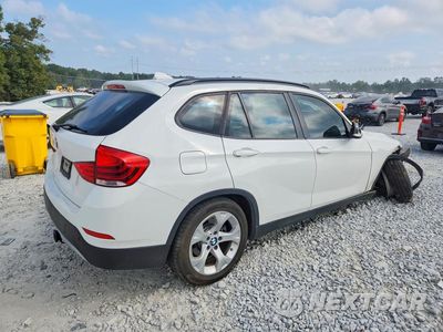 Trzecie zdjęcie samochodu z tyłu: 2014 BMW X1 SDRIVE28I VIN:WBAVM1C56EVW48053 - miniatura