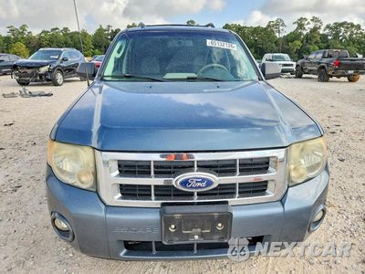Piąte zdjęcie samochodu w środku: 2011 FORD ESCAPE XLT VIN:1FMCU0DG9BKB13103 - miniatura