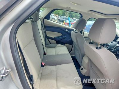 Zdjęcie 10 z 12 samochodu: 2013 FORD FOCUS SE VIN:1FADP3F21DL282909 - miniatura