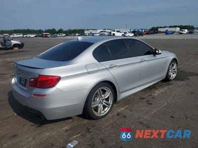 Trzecie zdjęcie samochodu z tyłu: 2013 BMW 550 I VIN:WBAFR9C51DDX80663 - miniatura