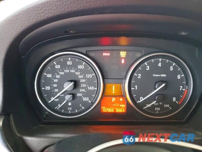 Zdjęcie 9 z 12 samochodu: 2011 BMW 335 XI VIN:WBAKF9C52BE620550 - miniatura