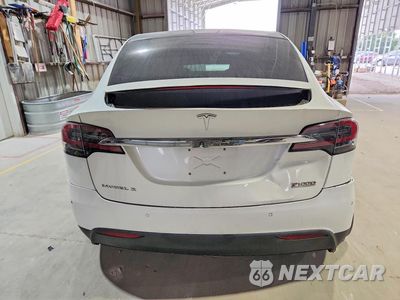Zdjęcie 6 z 12 samochodu: 2016 TESLA MODEL X VIN:5YJXCBE49GF016562 - miniatura