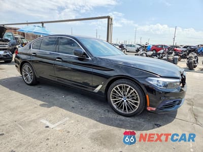 Czwarte zdjęcie samochodu z boku: 2018 BMW 530E VIN:WBAJA9C56JB250505 - miniatura