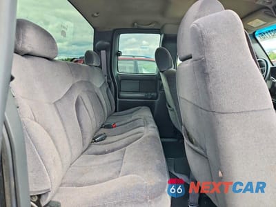 Zdjęcie 10 z 12 samochodu: 2002 GMC NEW SIERRA C1500 VIN:2GTEC19V021274730 - miniatura