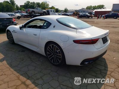 Drugie zdjęcie samochodu z przodu: 2024 MASERATI GRANTURISMO MODENA VIN:ZAMBMVBB0RX441359 - miniatura