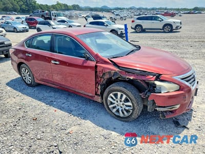 Czwarte zdjęcie samochodu z boku: 2015 NISSAN ALTIMA 2.5 S VIN:1N4AL3AP1FN922920 - miniatura