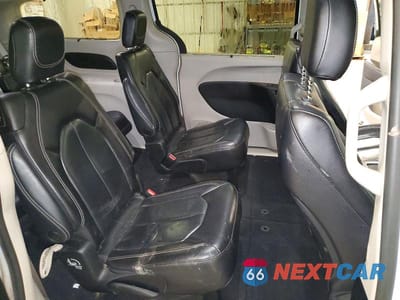 Zdjęcie 11 z 14 samochodu: 2022 CHRYSLER PACIFICA TOURING L VIN:2C4RC1BG3NR179274 - miniatura
